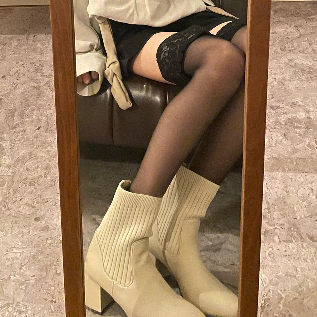 コーデに色気を。春のガーターストッキングスタイル
｜スタッフおすすめをクローゼットから！SPLASH