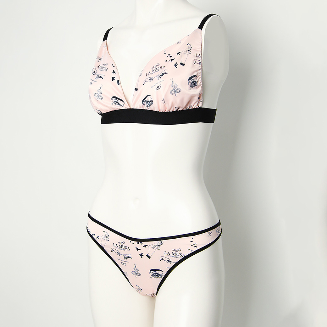 異素材ミックスで楽しむランジェリーStyle
｜スタッフおすすめをクローゼットから！SPLASH