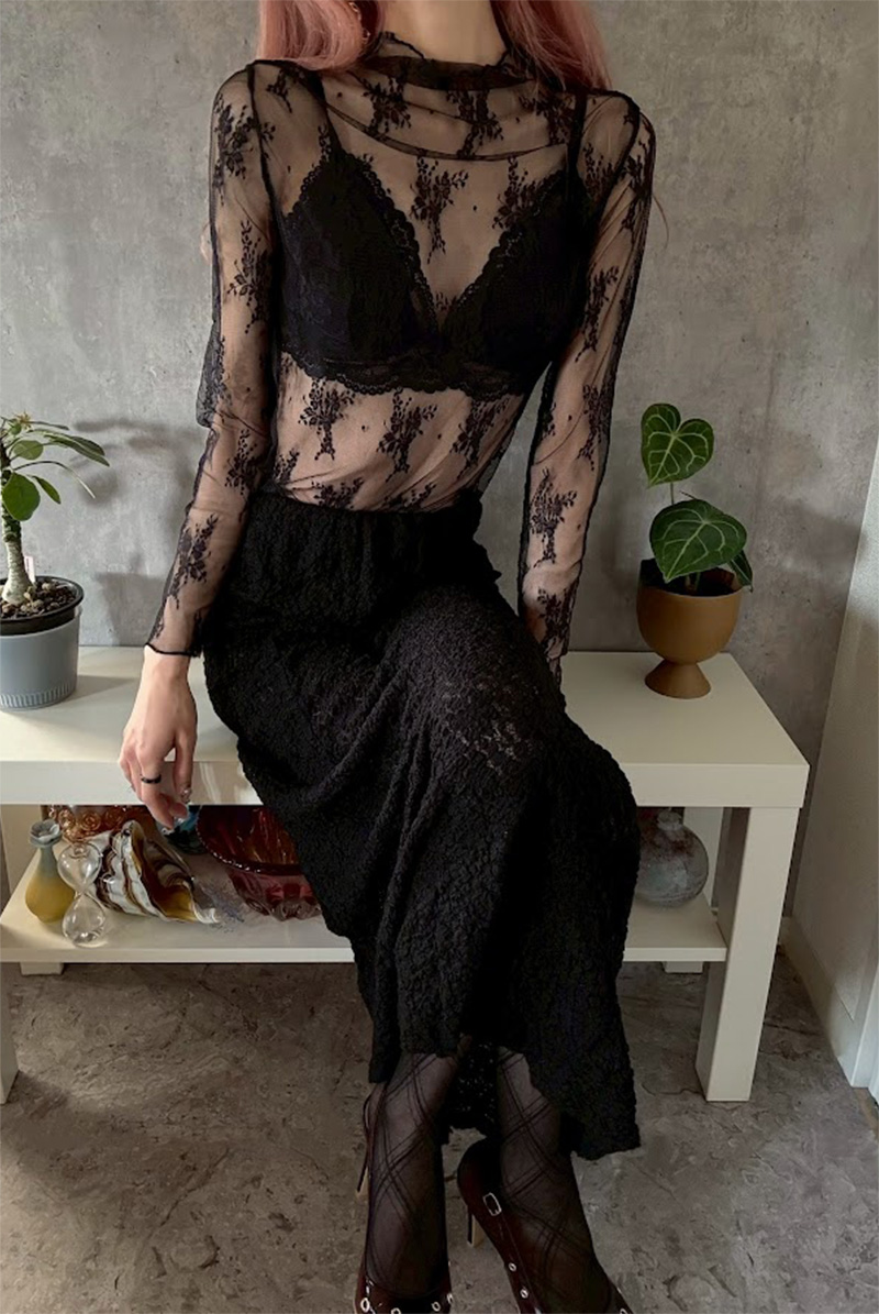 新年プレゼント企画！15,000円以上で華やぎトップスをプレゼント