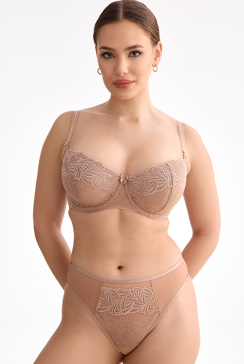 ewabian Soft braRINA エヴァビアン モデル画像