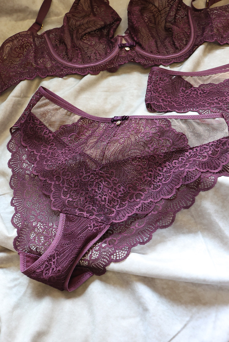 画像18: MARIBEL cherry C511|ブラジリアンショーツ・バイオレット | ewabien エヴァビアン【サイズ交換NG・メール便対象】輸入下着・高級ランジェリー  (18)