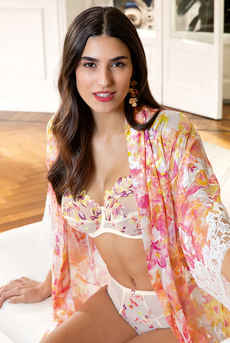 Lise Charmel リズシャルメル J31 Folie d'Ete 夏の熱狂コレクション モデル画像