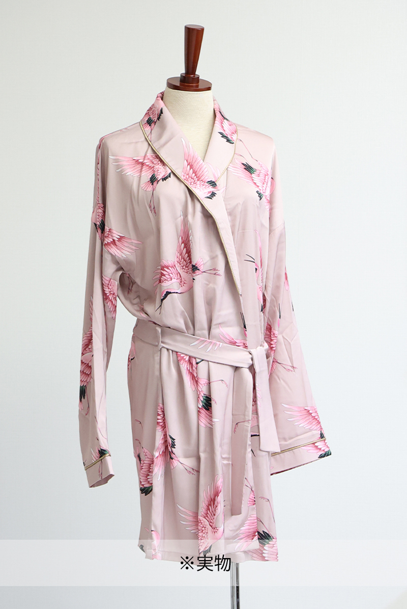 画像3: 【サンプル特別価格】Rose Gold Bird Kimono Robe|ラウンジウェア・ガウン・ウエストベルト付き|ギフトBOX入り|鶴柄プリント・未発表モデル・サンプル・見本品|LA MUSA ラミューザ【即日発送・サイズ交換NG】輸入下着・ 高級ランジェリー   (3)