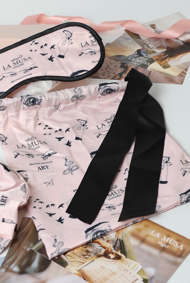 画像6: 【サンプル特別価格】Art Tattoo Travel Set|トラベル4点セット・アイマスク・シュシュ・マスク・巾着ポーチ|ギフトBOX入り|LA MUSAアイコンプリント・未発表モデル・サンプル・見本品|LA MUSA ラミューザ【即日発送・サイズ交換NG】輸入下着・ 高級ランジェリー   (6)