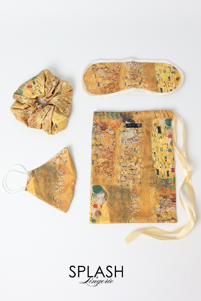 画像1: 【サンプル特別価格】Gustav Klimt Travel Set|トラベル4点セット・アイマスク・シュシュ・マスク・巾着ポーチ|ギフトBOX入り|クリムト柄・未発表モデル・サンプル・見本品|LA MUSA ラミューザ【即日発送・サイズ交換NG】輸入下着・ 高級ランジェリー   (1)